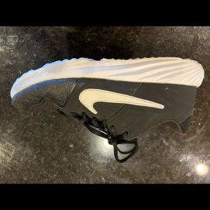 Nike Women's Alpha Huarache Turf Softball Cleats